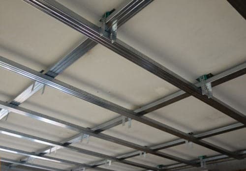 Plafond geluidsisolatie